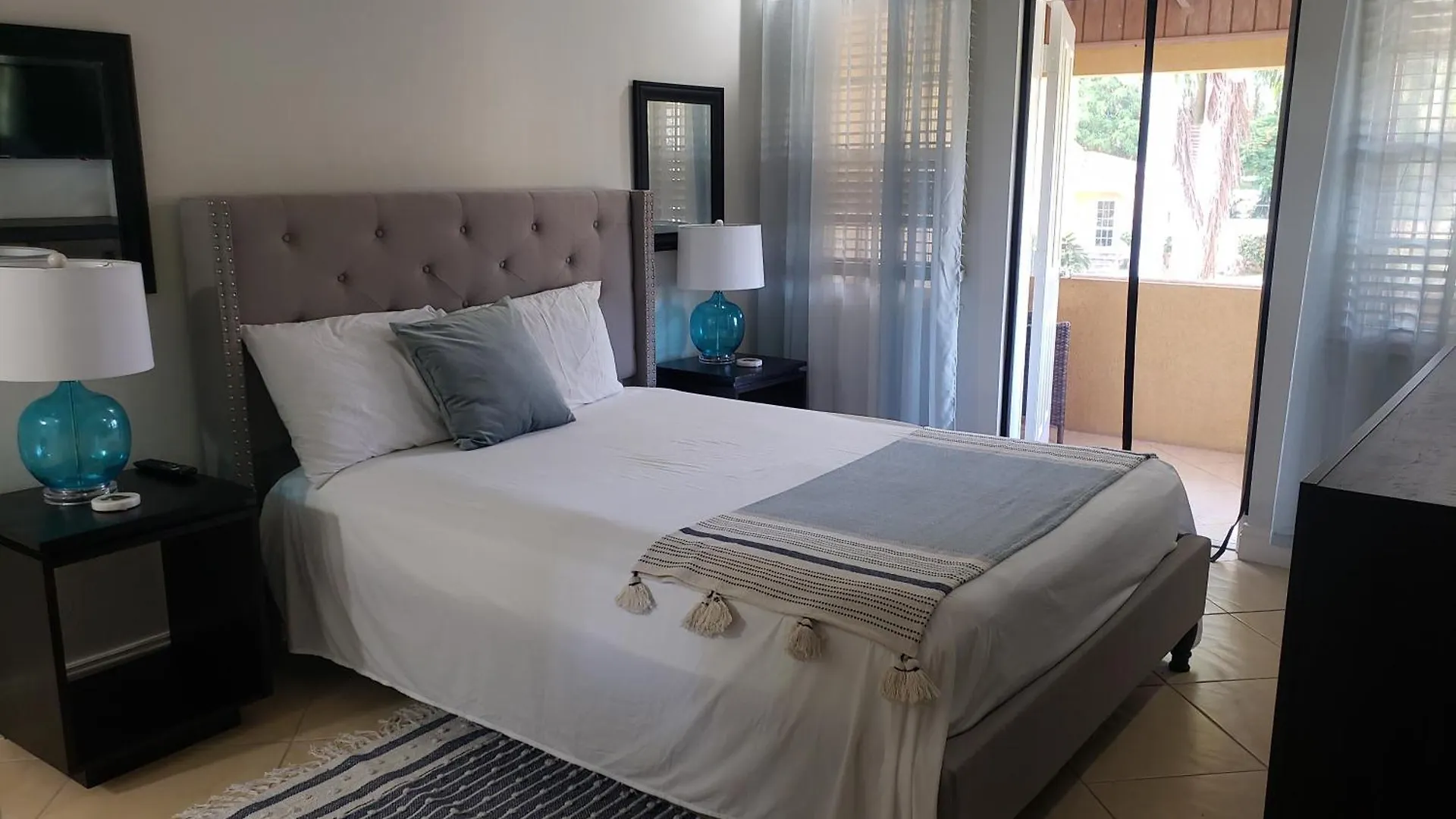 Ivys Luxury Townhouse Apartamento Montego Bay