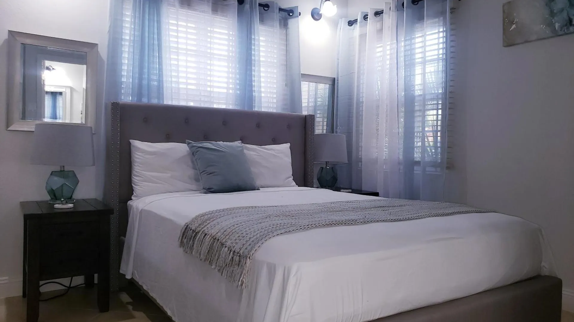 Ivys Luxury Townhouse Apartamento Montego Bay